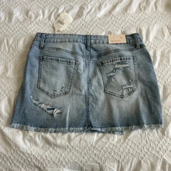 Alter’d State - skye skirt - denim light wash - size L - Picture 3 of 3